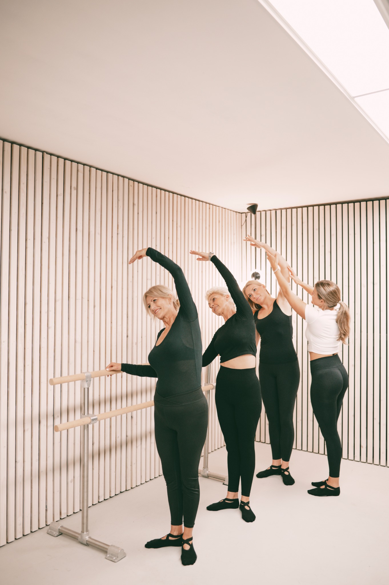 Persönliche Begleitung beim gemeinsamen Barre-Training